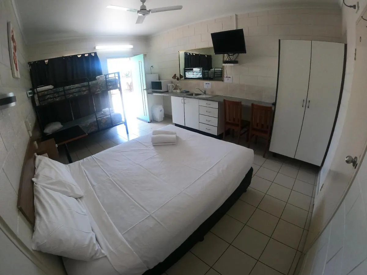***  Coolabah Motel Townsville Australia